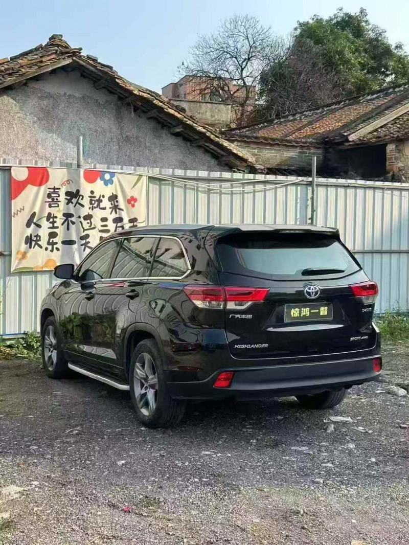 广州21年丰田汉兰达4