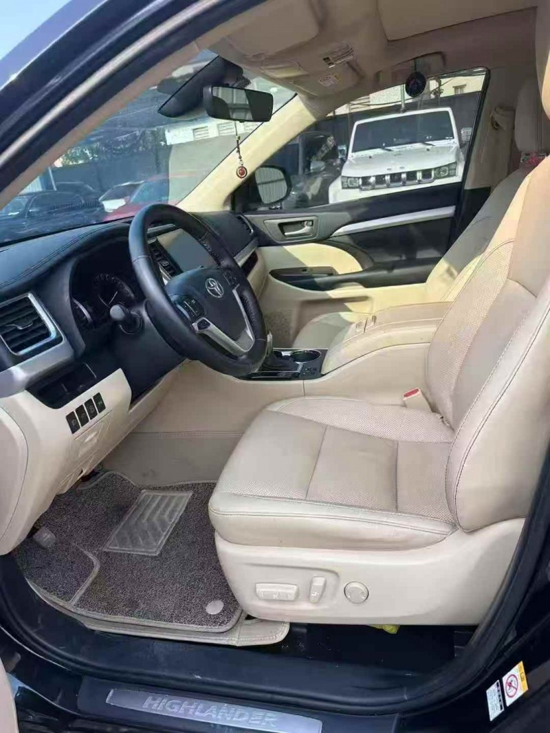 广州21年丰田汉兰达6