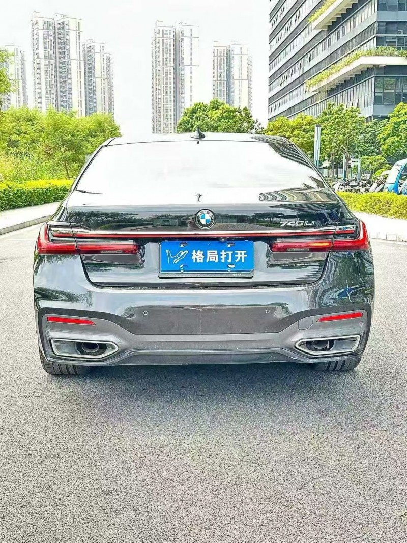 东莞20年宝马7系9