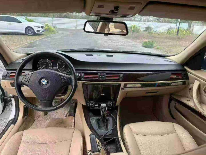 南宁12年宝马3系5