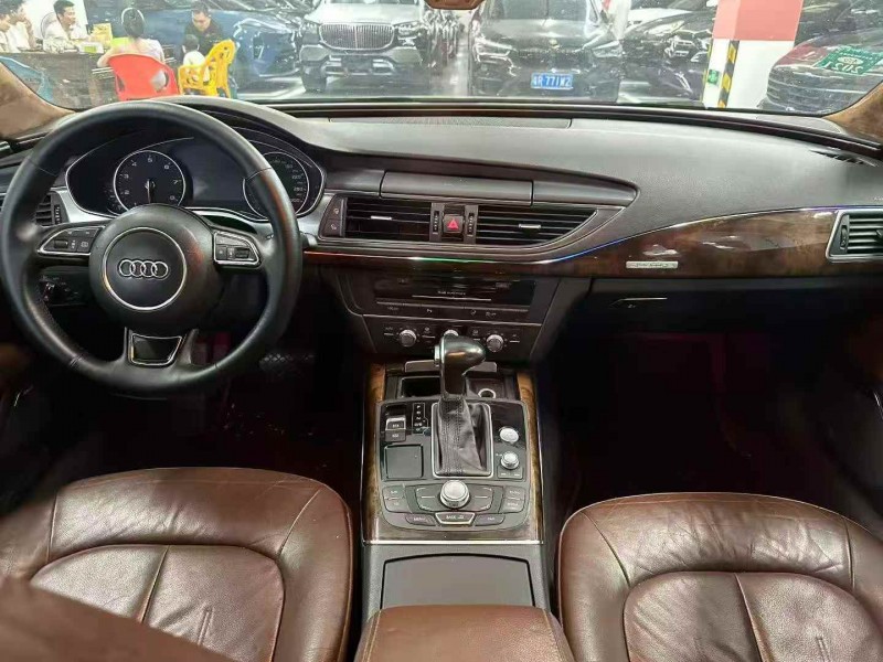 广州12年奥迪A7L3