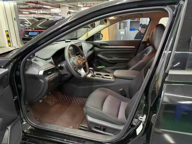 广州21年日产天籁4