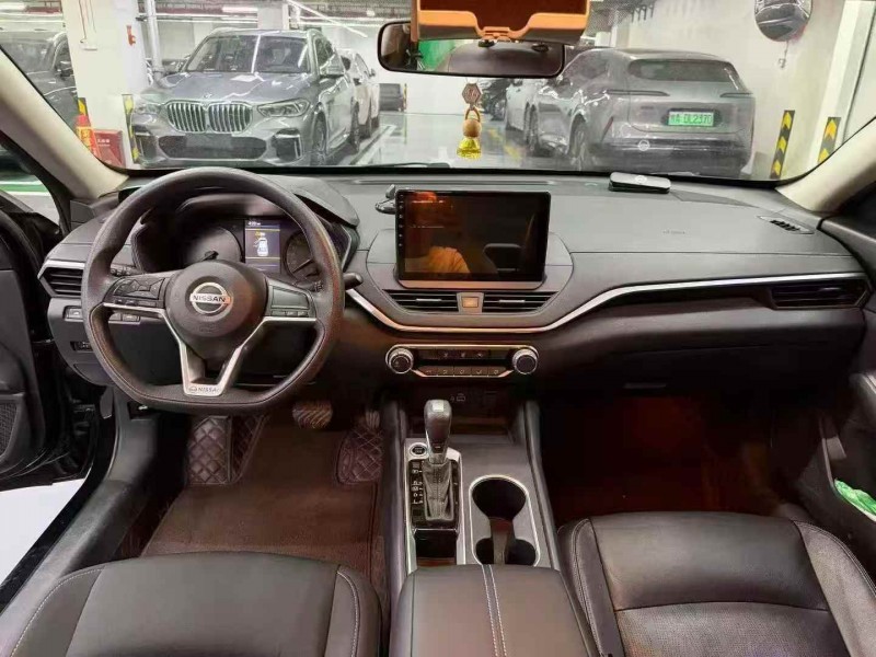 广州21年日产天籁6