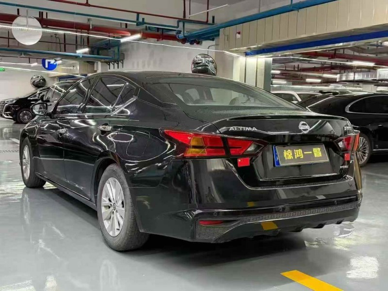 广州21年日产天籁8