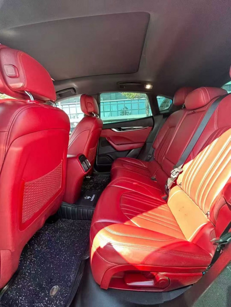 东莞18年玛莎拉蒂Levante6