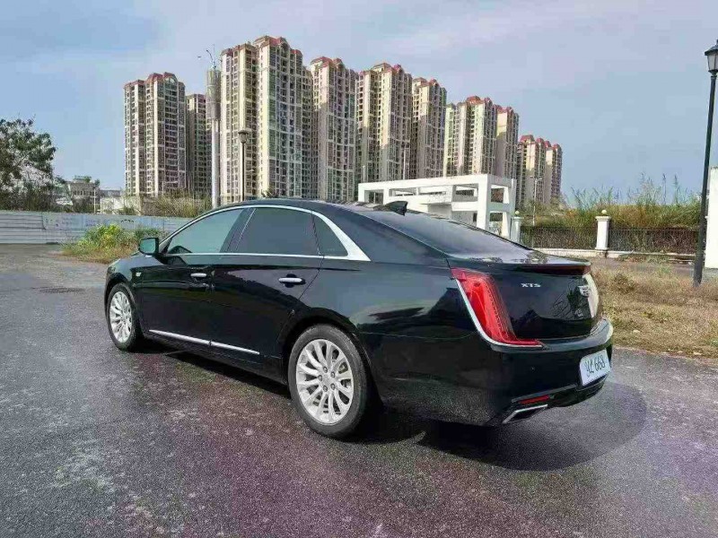 南宁19年凯迪拉克XTS8