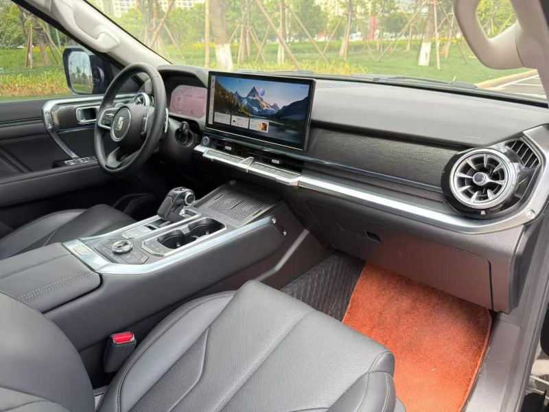 昆明24年长城汽车坦克7