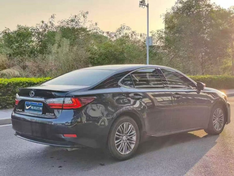 东莞18年雷克萨斯ES7