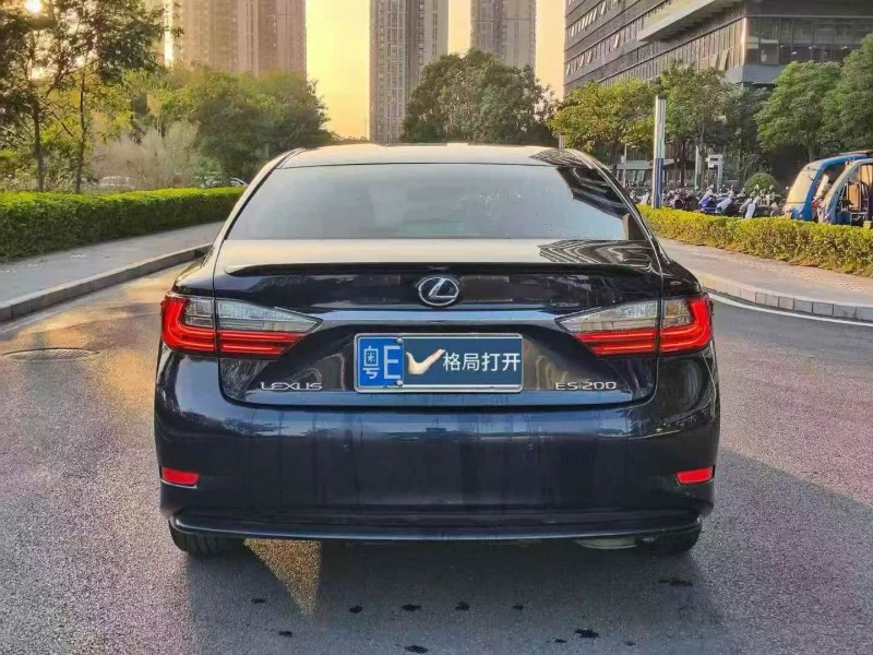 东莞18年雷克萨斯ES9