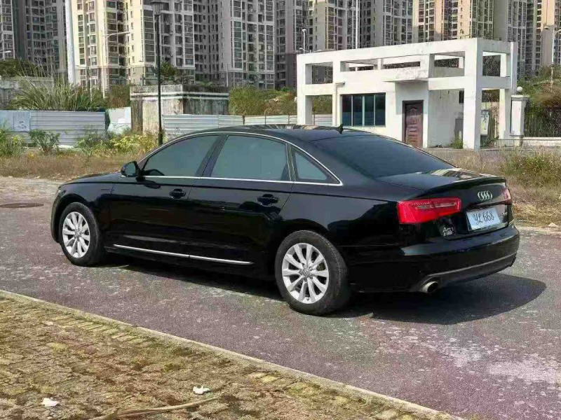 南宁14年奥迪A6L8