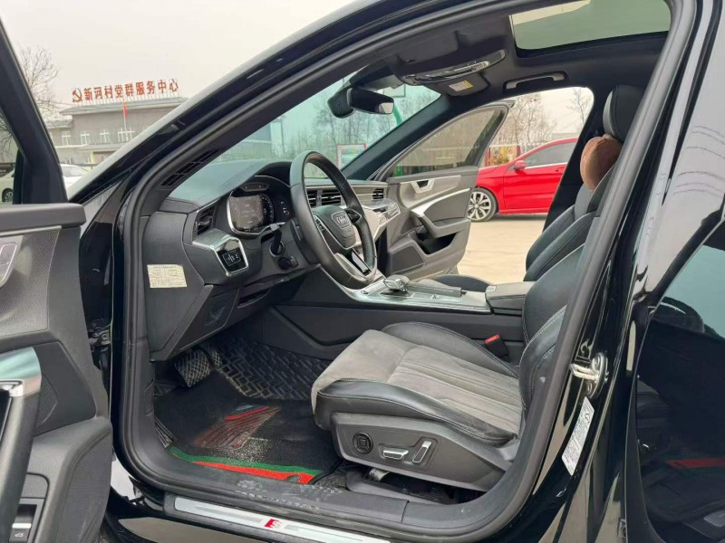 徐州23年奥迪A6L3