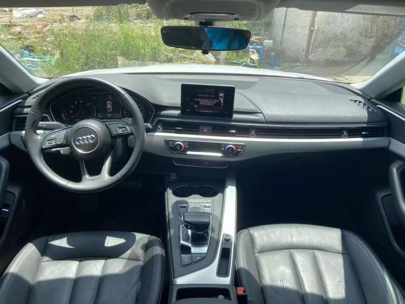 佛山17年奥迪A55