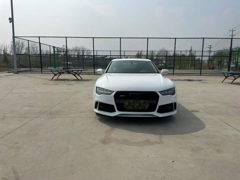 徐州16年奥迪A7L1