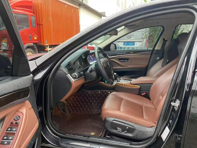 佛山16年宝马5系3