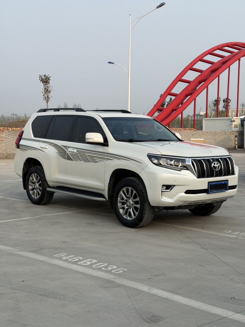 新乡20年丰田普拉多3