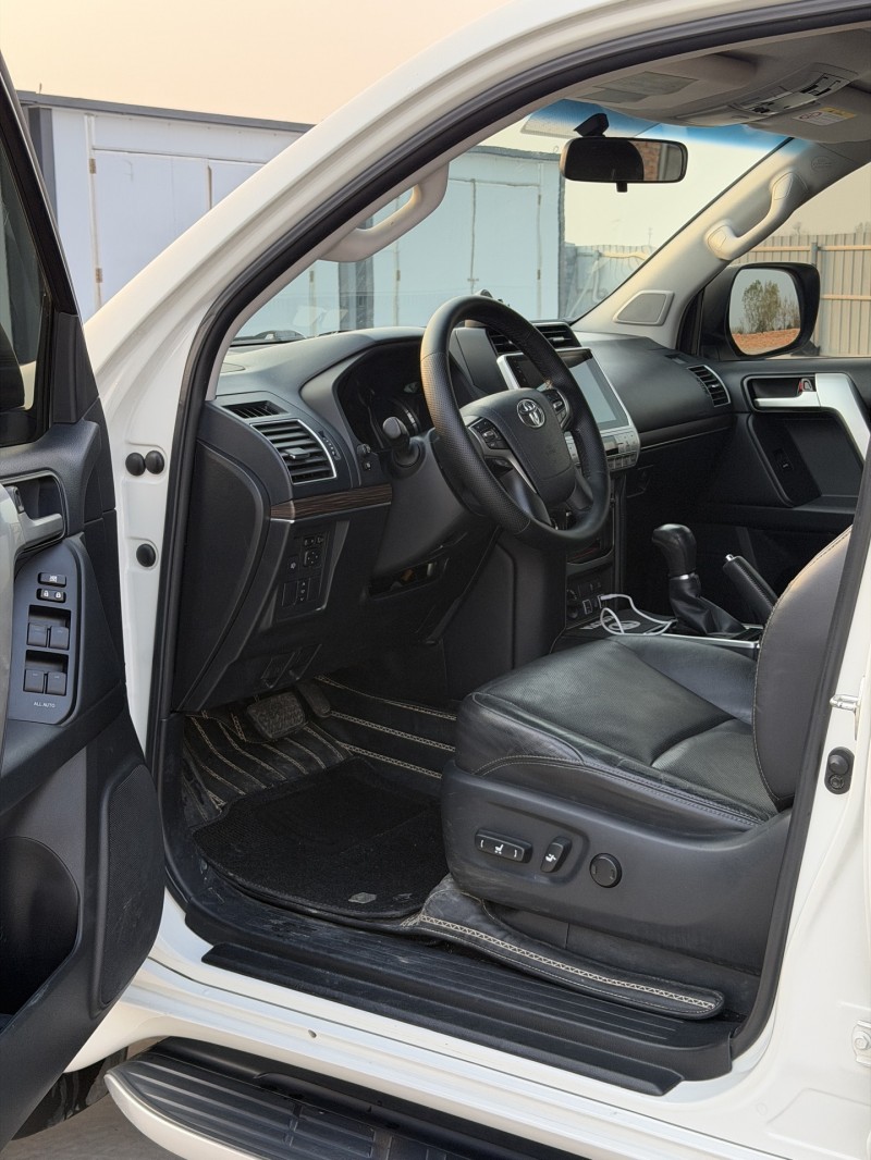 新乡20年丰田普拉多4