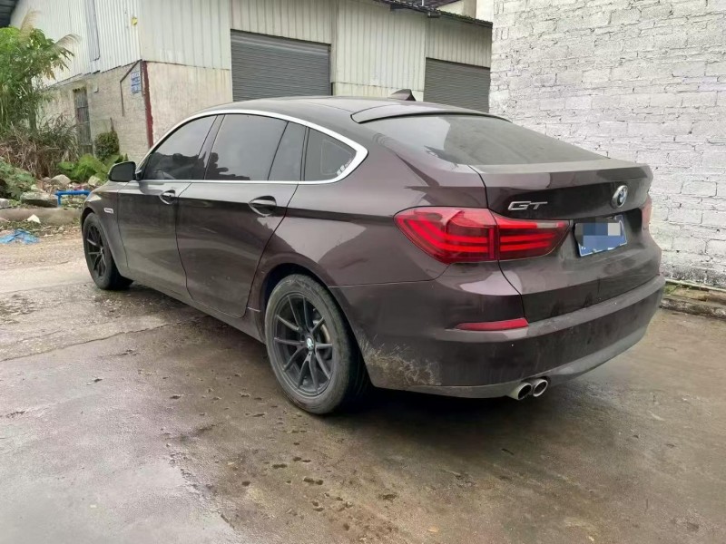 广州17年宝马5系9