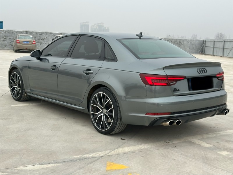 新乡19年奥迪S47