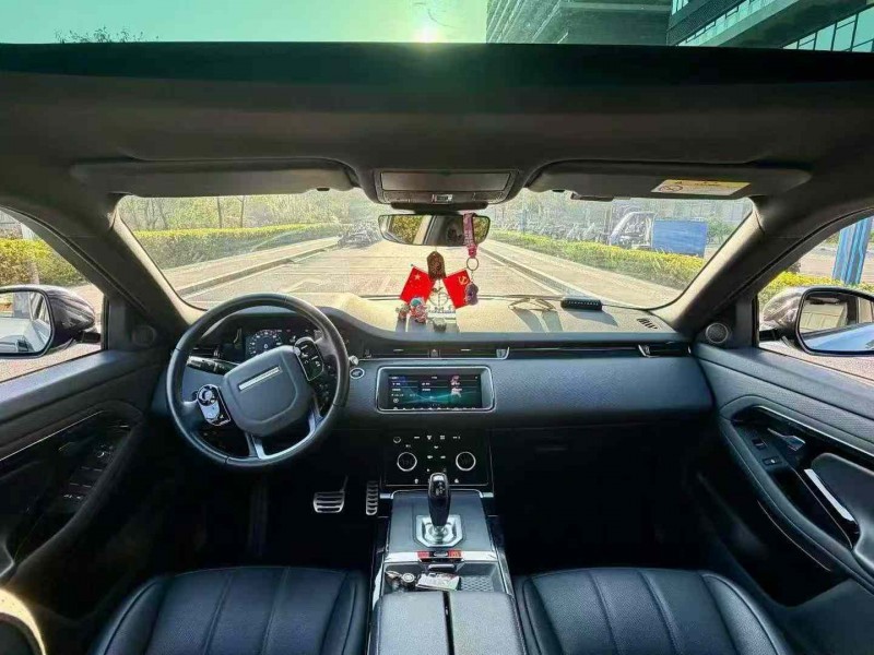 东莞21年路虎极光6