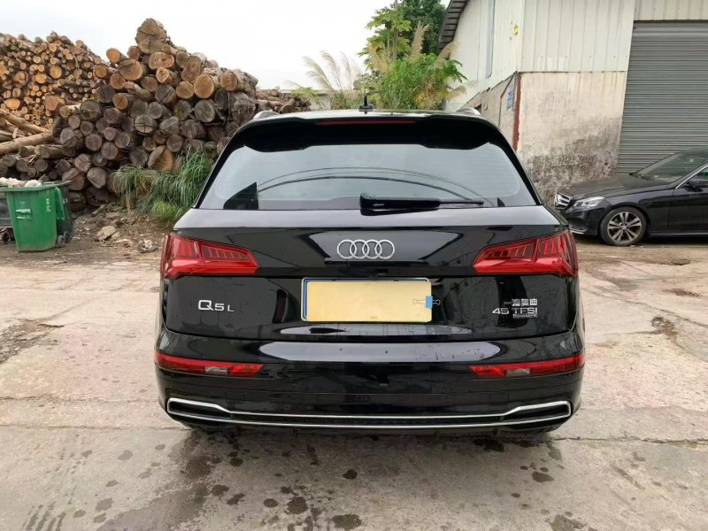 广州21年奥迪Q58