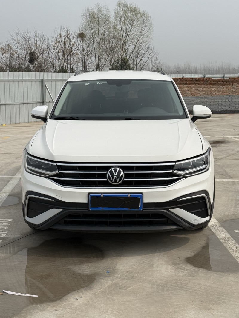 新乡22年大众途观1