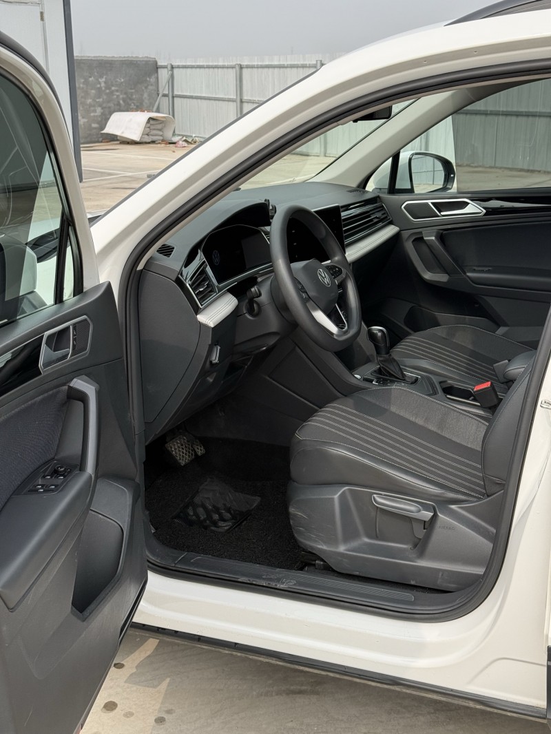 新乡22年大众途观5