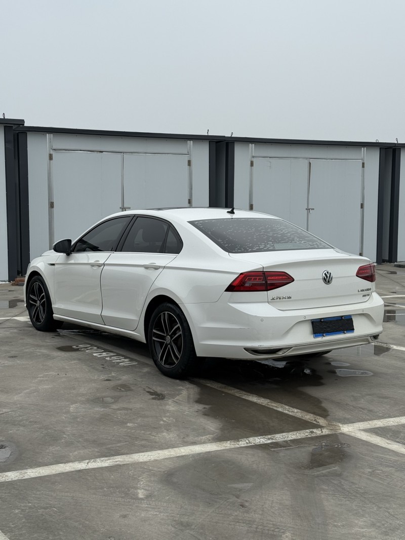 新乡18年大众凌渡8