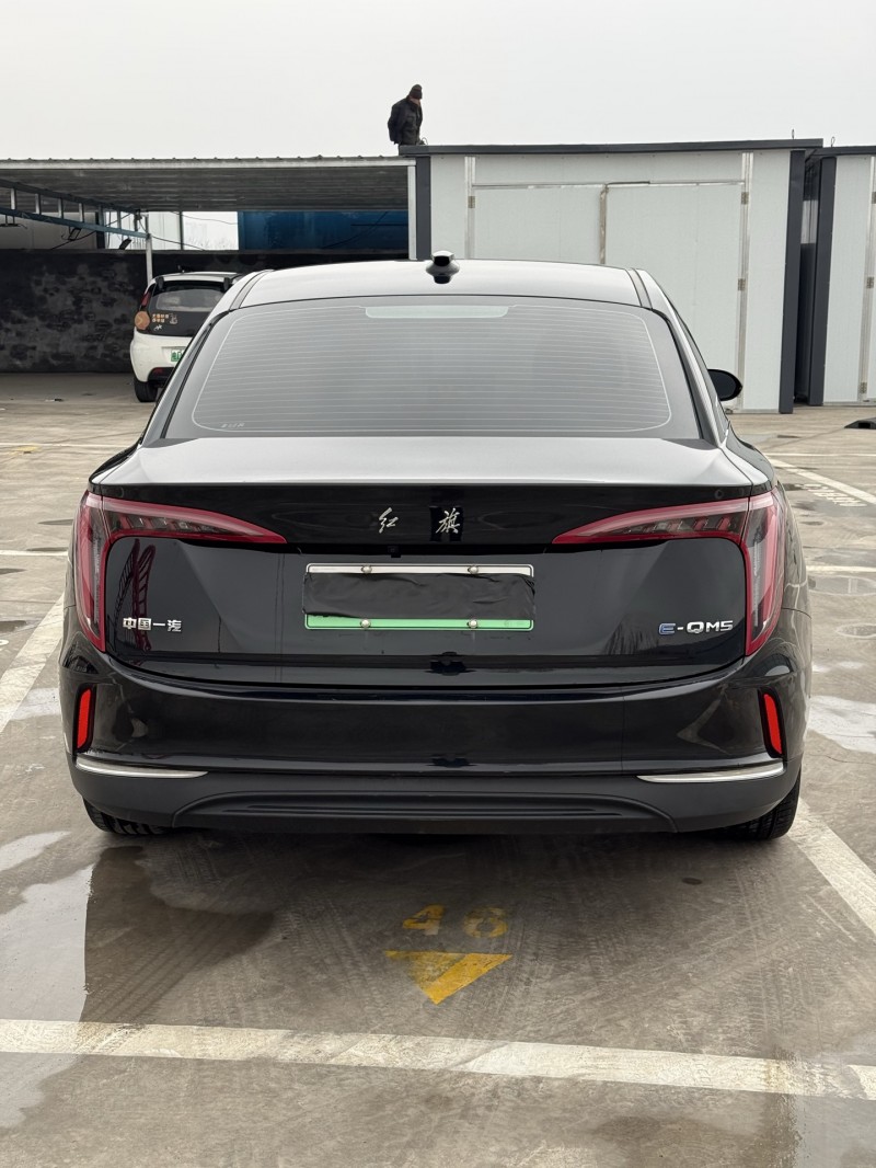 新乡24年红旗E-QM57