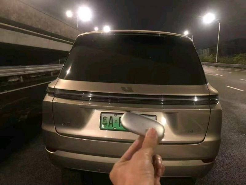 广州23年理想L94