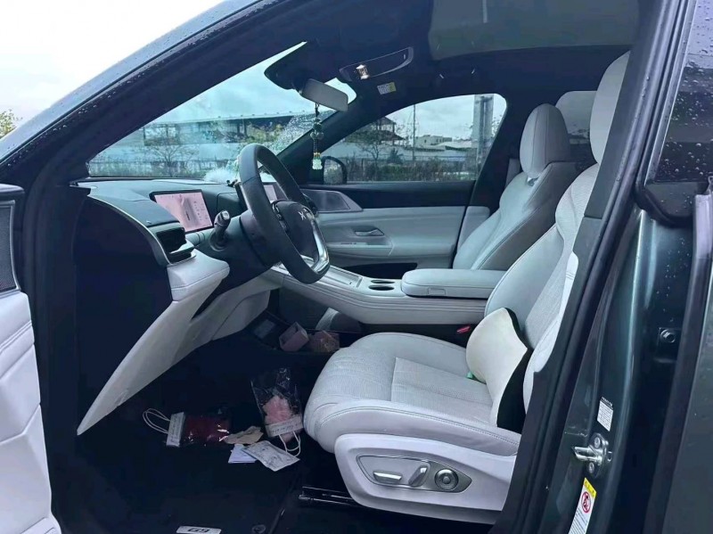 广州24年小鹏汽车G97