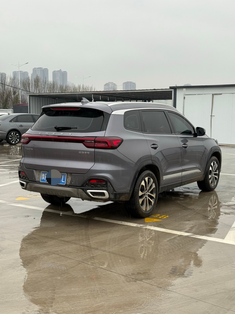 新乡25年奇瑞瑞虎5