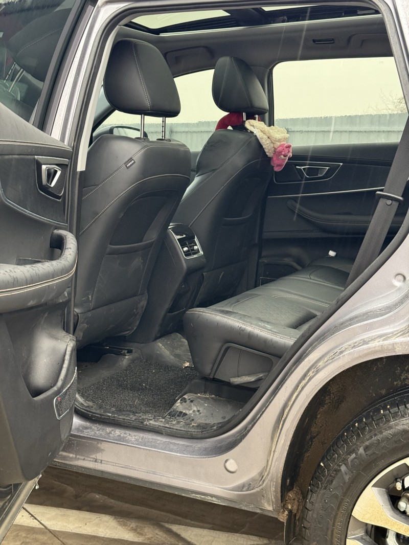 新乡25年奇瑞瑞虎8