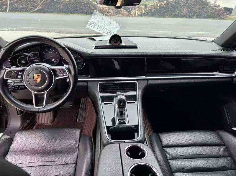 怀化17年保时捷帕拉梅拉6