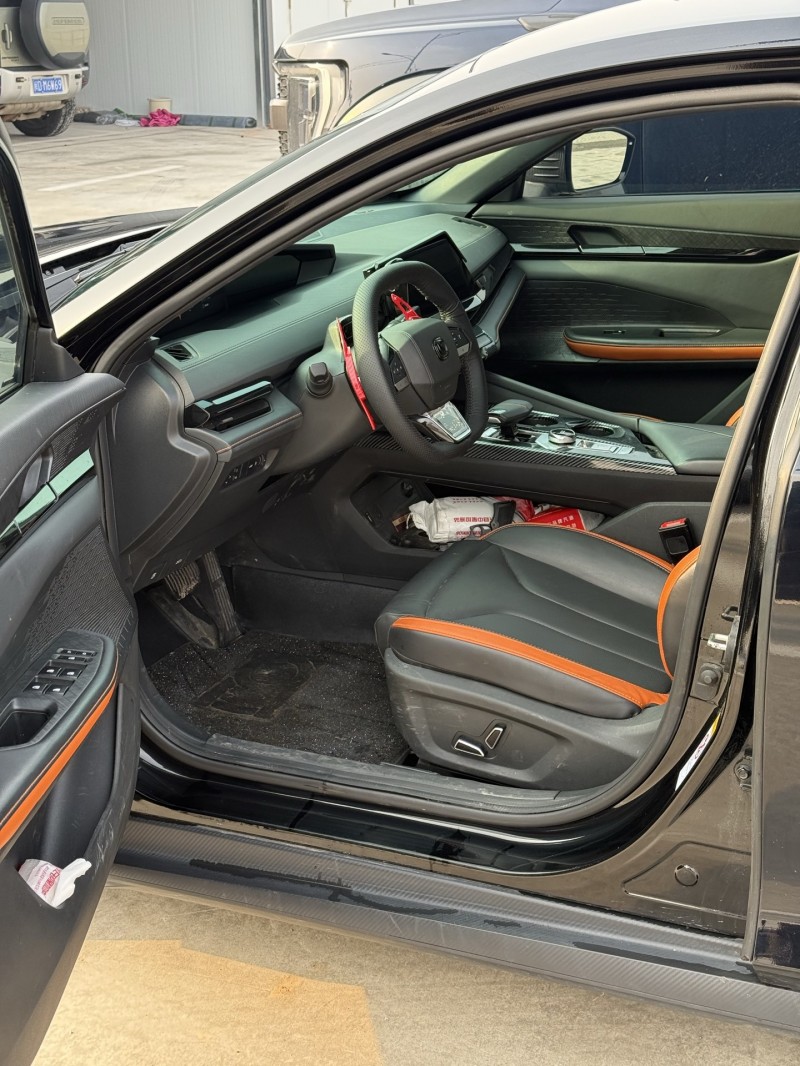 新乡24年长安汽车UNI4