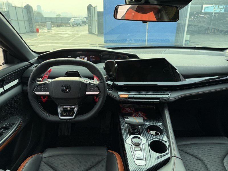 新乡24年长安汽车UNI6