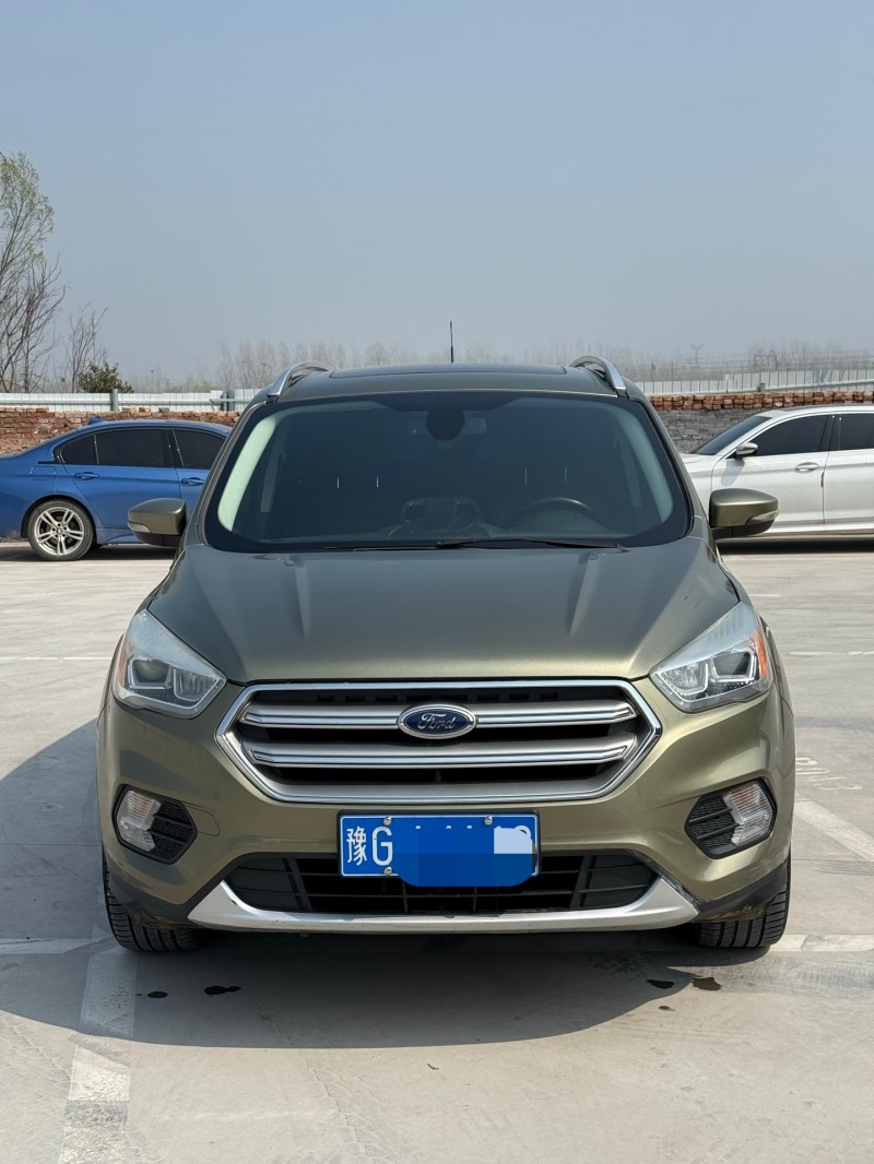 新乡17年福特翼虎1