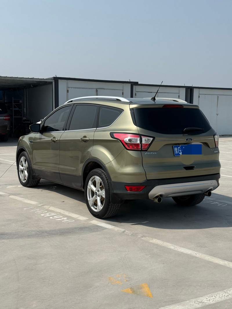 新乡17年福特翼虎5