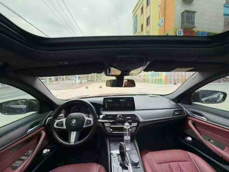 南平23年宝马5系6