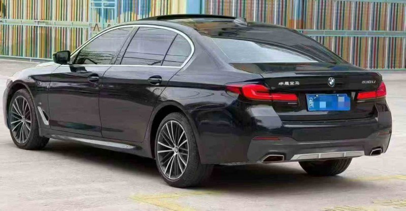 南平23年宝马5系8