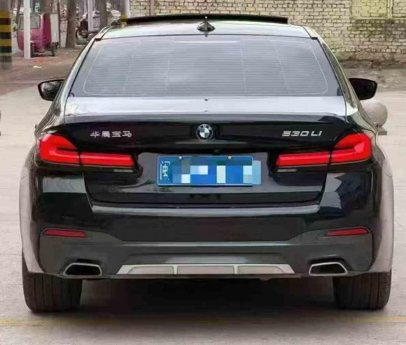南平23年宝马5系9