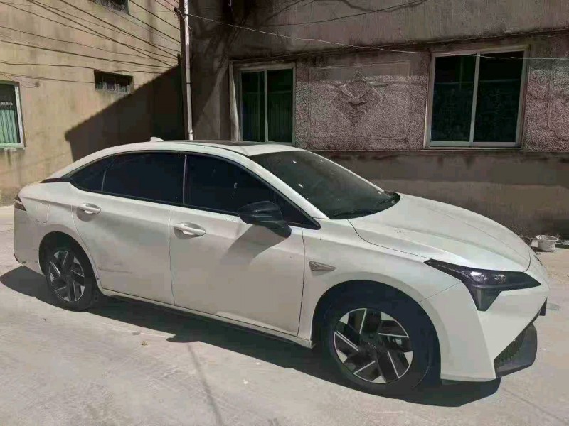 苏州25年传祺埃安S2