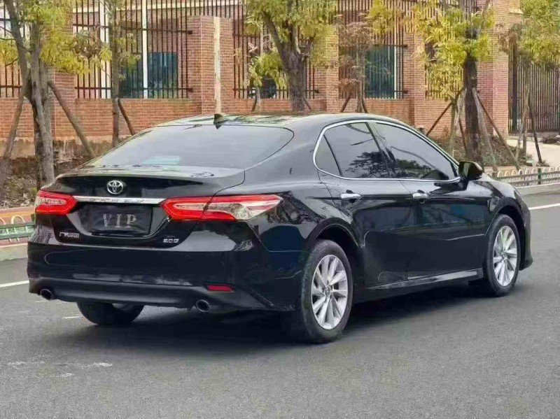 南平23年丰田凯美瑞8