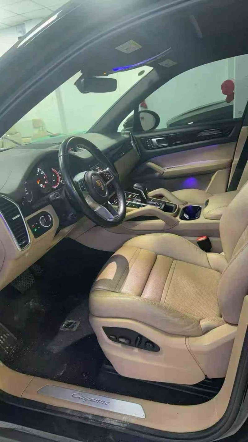 岳阳22年保时捷卡宴4