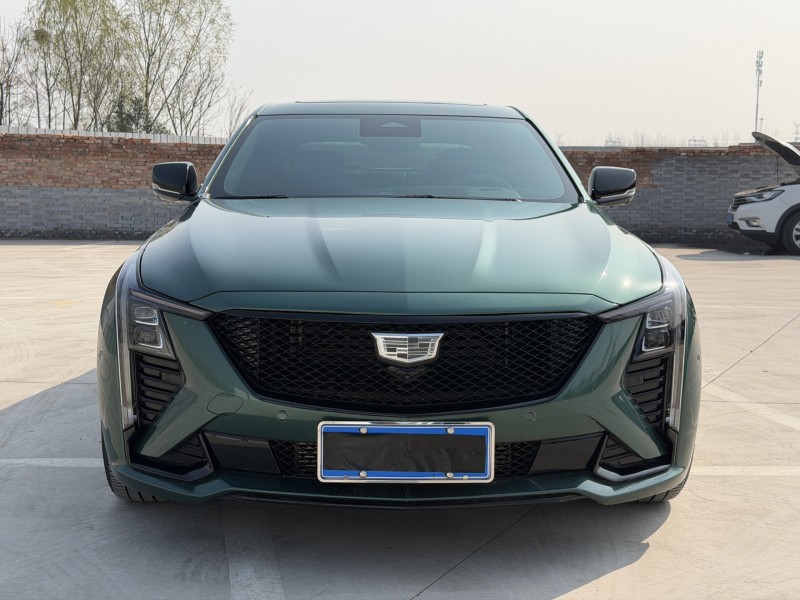 新乡25年凯迪拉克CT51