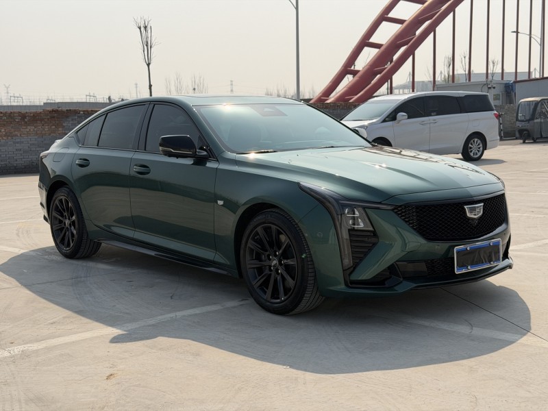新乡25年凯迪拉克CT53