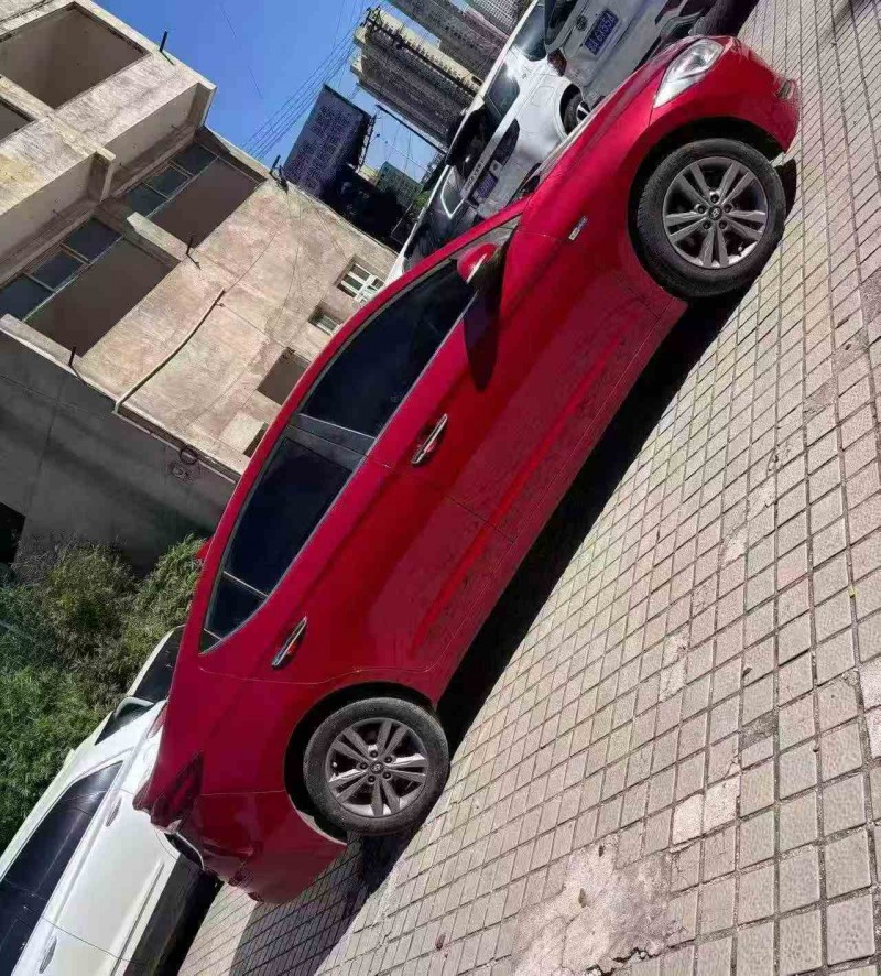 衡阳16年现代领动9