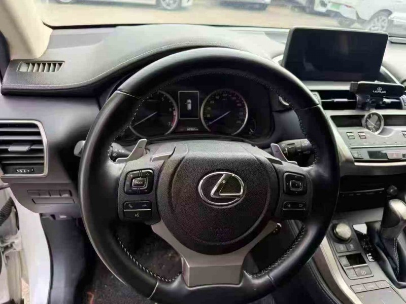 珠海21年雷克萨斯NX5