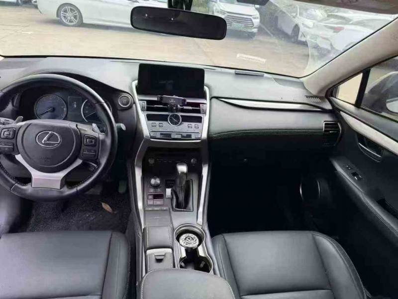 珠海21年雷克萨斯NX6