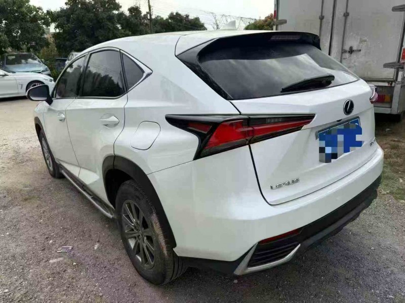 珠海21年雷克萨斯NX8