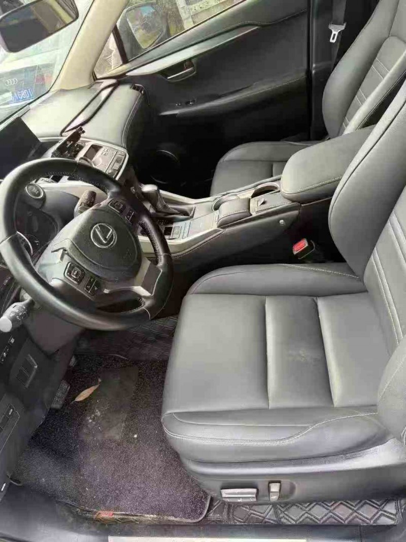 珠海21年雷克萨斯NX9